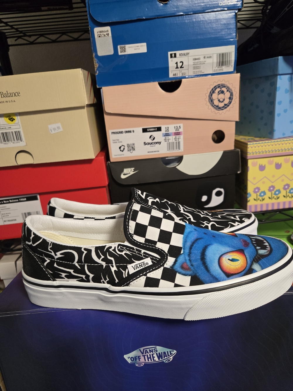 Size 7 - JUNIOR - KPop Demon Hunters - Derpy Tiger VANS Shoes Brand New In Box